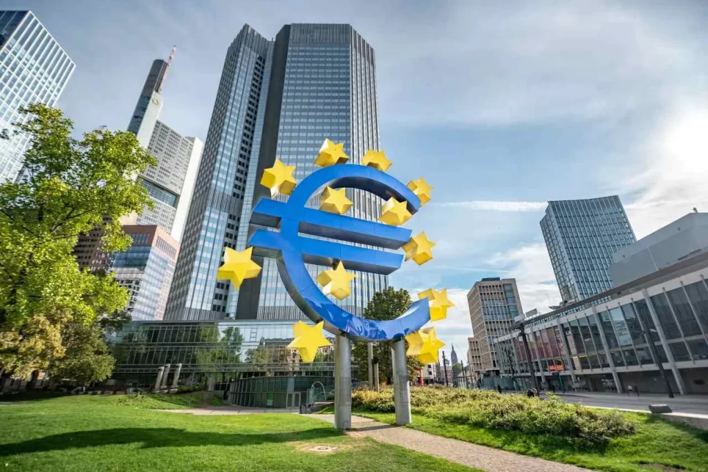 BCE cosa è BCE tagli ai pagamenti